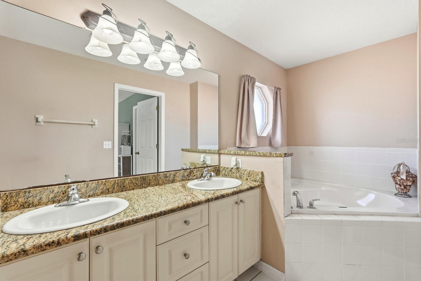 1909 MONTEBELLO AVE, DELTONA, FL, 32738