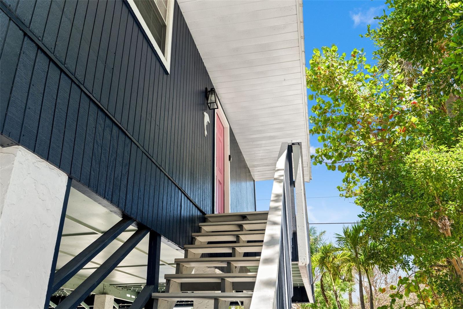 8106 GULF DR, HOLMES BEACH, FL, 34217