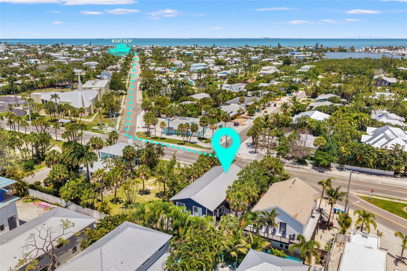 8106 GULF DR, HOLMES BEACH, FL, 34217