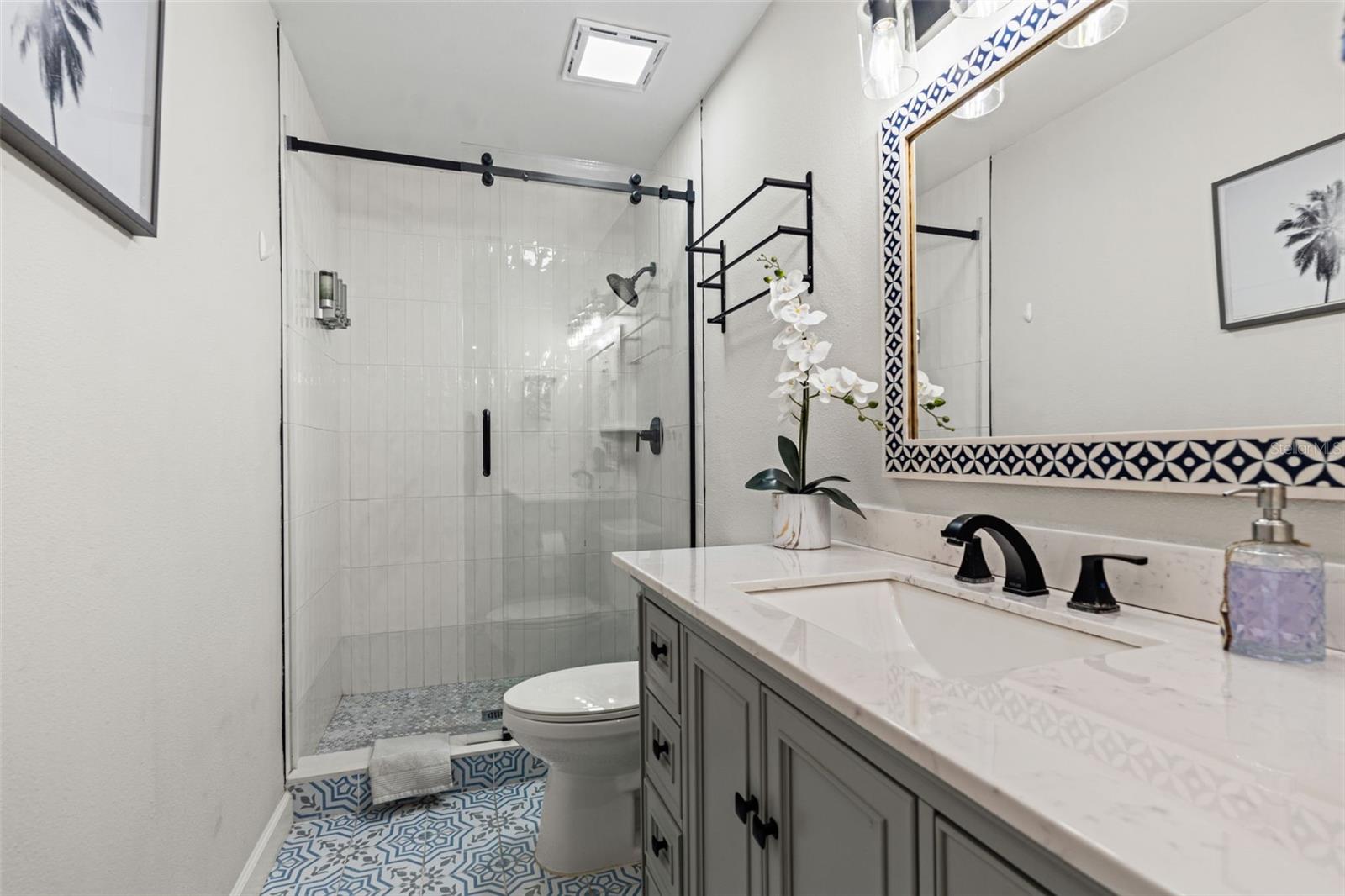 8106 GULF DR, HOLMES BEACH, FL, 34217