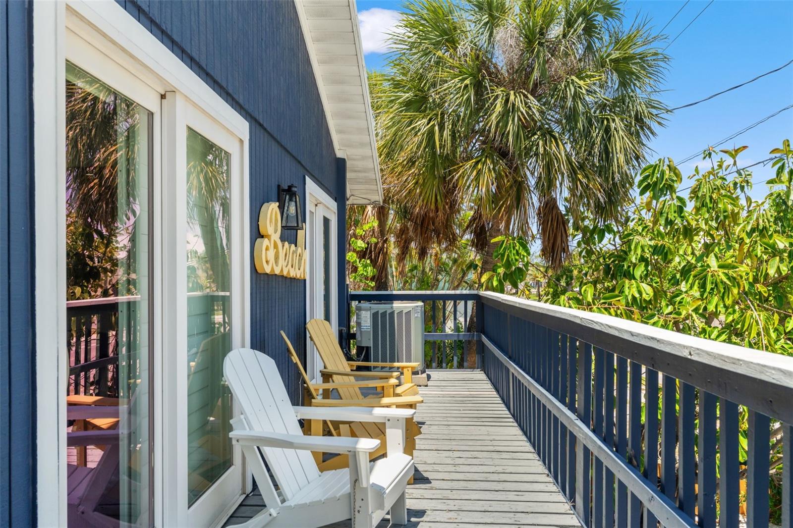 8106 GULF DR, HOLMES BEACH, FL, 34217