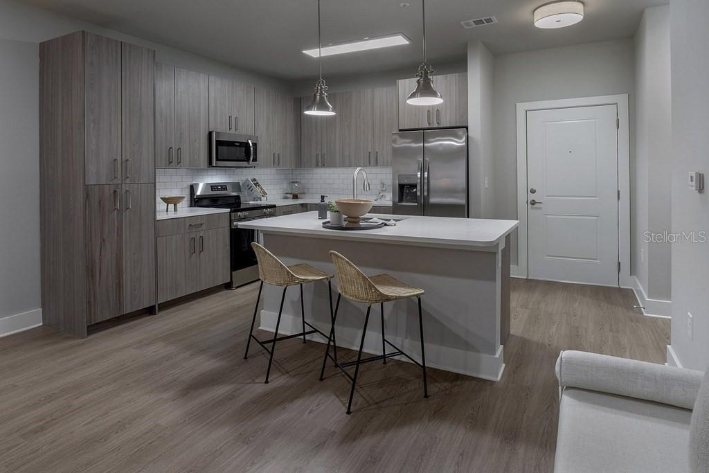 1015 LAKE FOREST BLVD #B3, WINTER HAVEN, FL, 33884