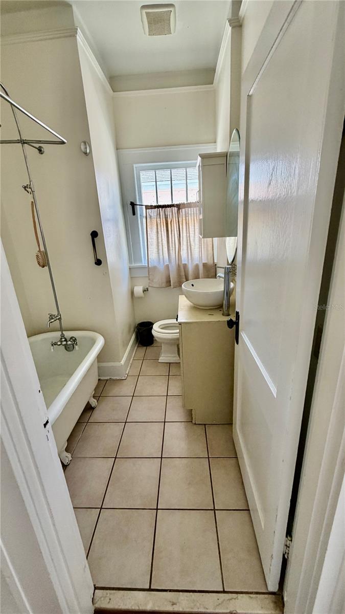 640 9TH AVE N, ST PETERSBURG, FL, 33701