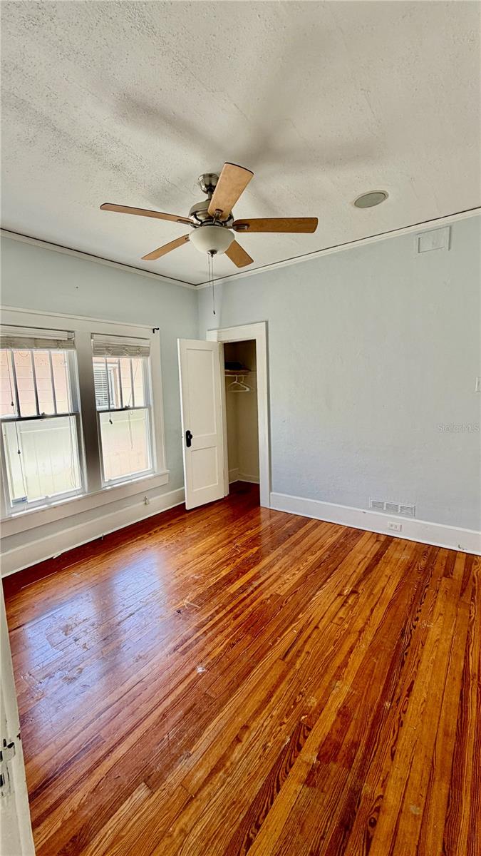 640 9TH AVE N, ST PETERSBURG, FL, 33701