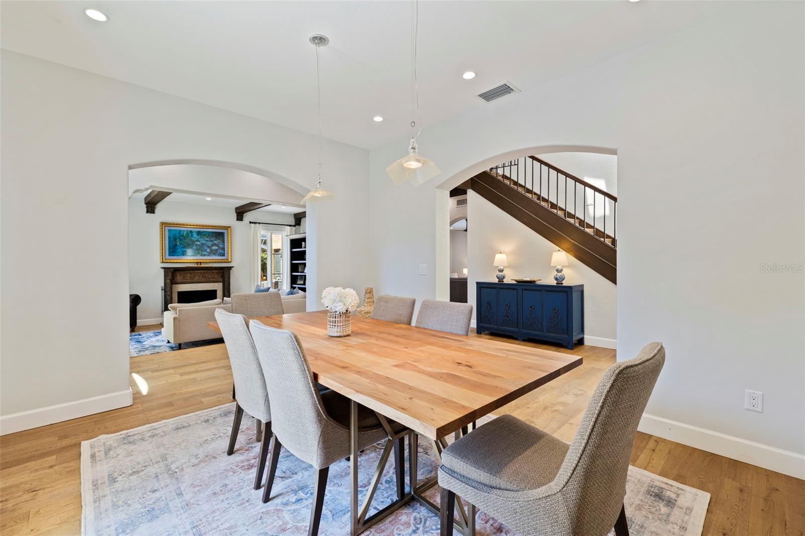 1101 JUNGLE AVE N, ST PETERSBURG, FL, 33710