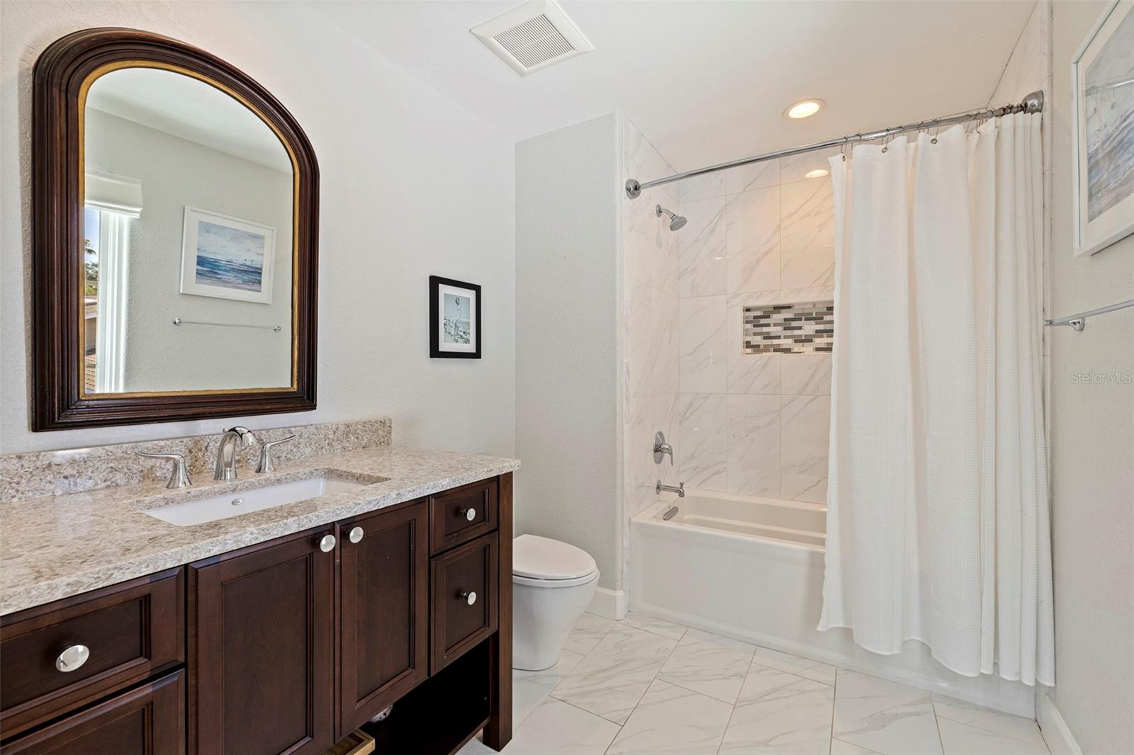 1101 JUNGLE AVE N, ST PETERSBURG, FL, 33710