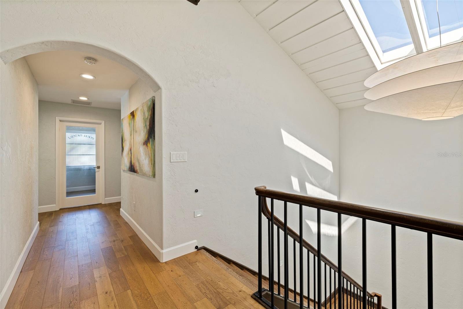 1101 JUNGLE AVE N, ST PETERSBURG, FL, 33710
