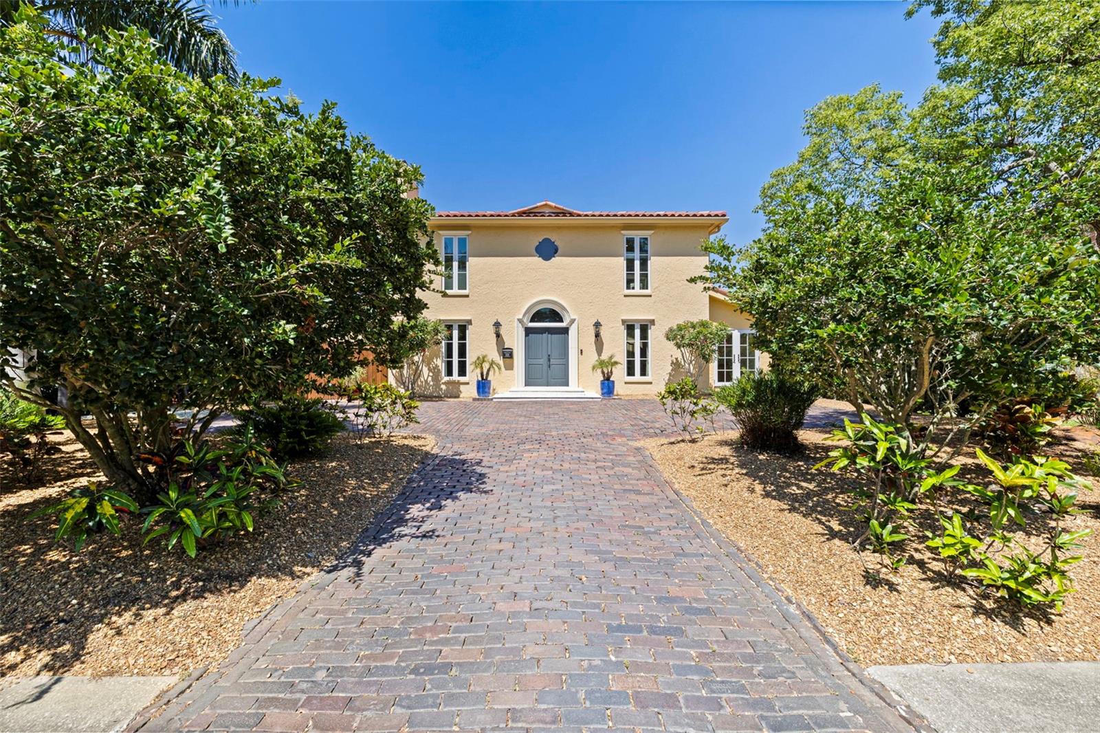 1101 JUNGLE AVE N, ST PETERSBURG, FL, 33710
