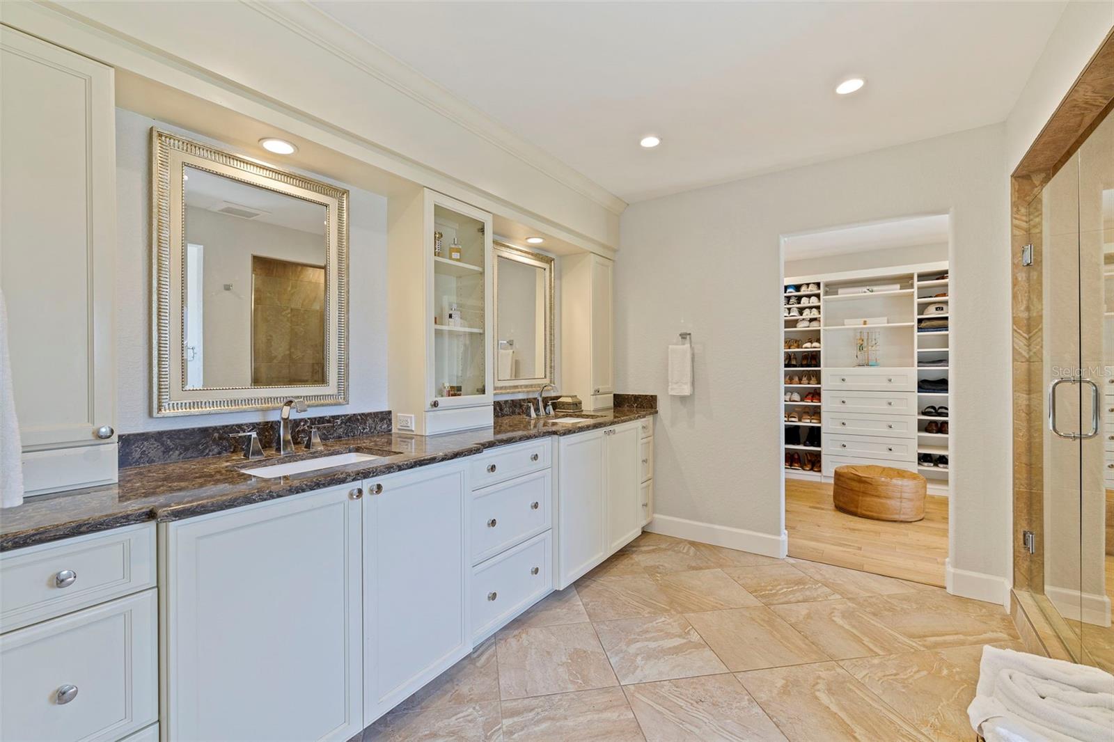 1101 JUNGLE AVE N, ST PETERSBURG, FL, 33710