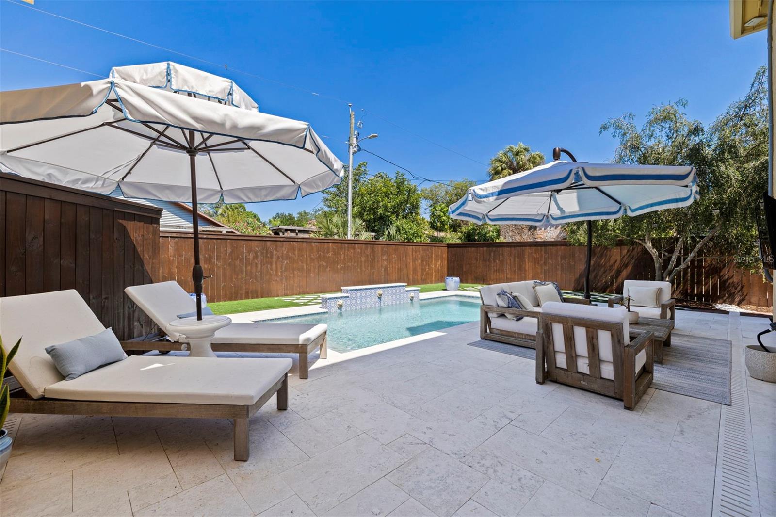 1101 JUNGLE AVE N, ST PETERSBURG, FL, 33710