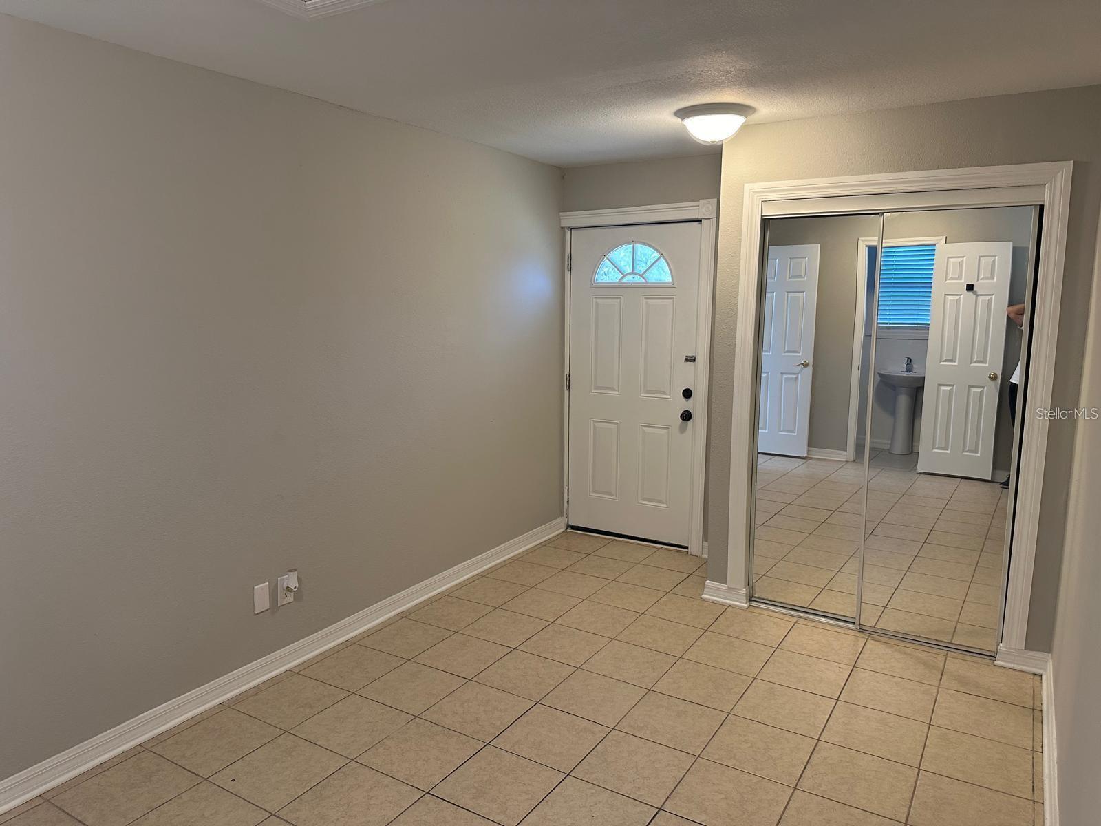 221 N JULIA AVE, DELAND, FL, 32720