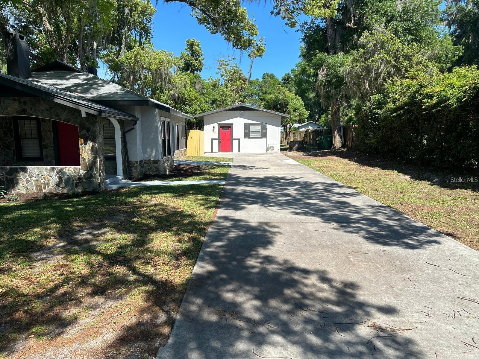 221 N JULIA AVE, DELAND, FL, 32720