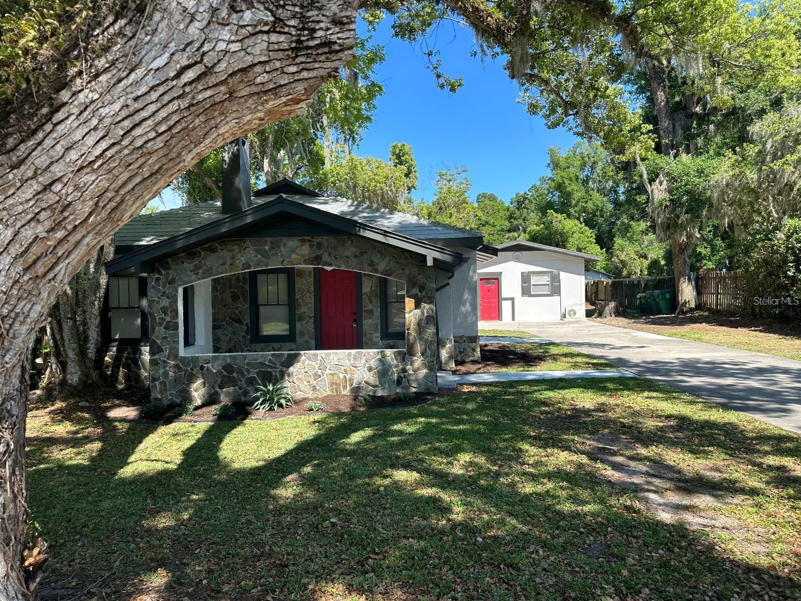 221 N JULIA AVE, DELAND, FL, 32720