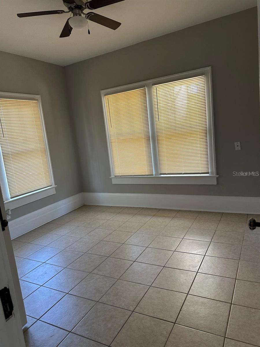 221 N JULIA AVE, DELAND, FL, 32720