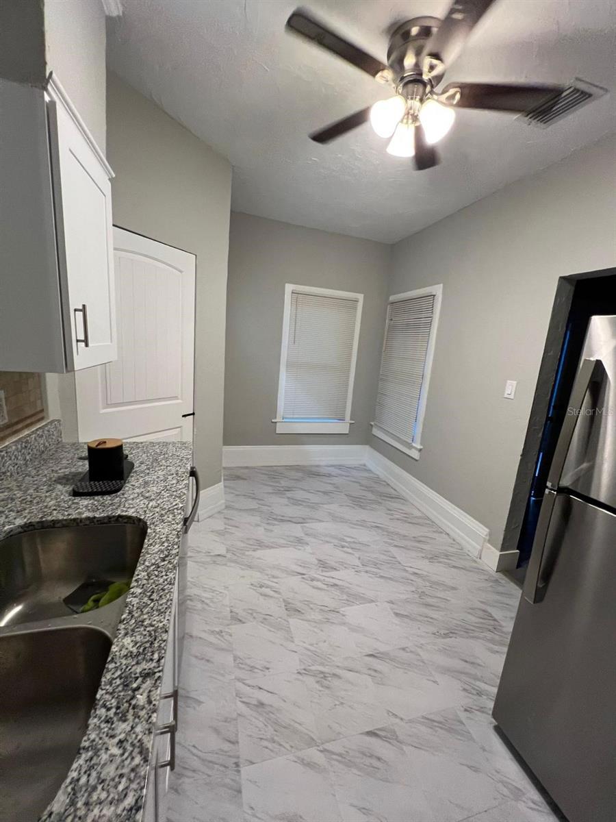 221 N JULIA AVE, DELAND, FL, 32720