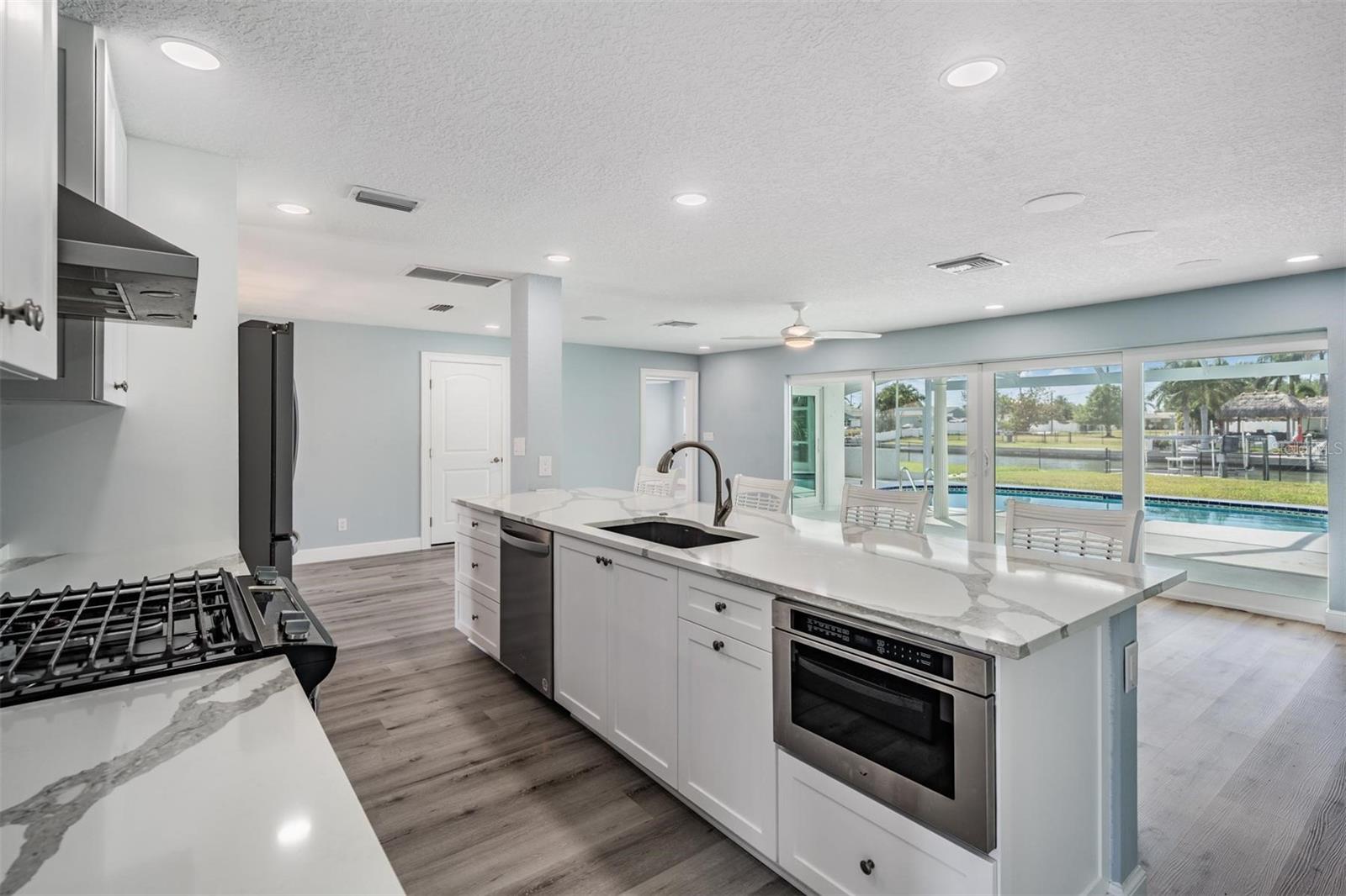 11599 GROVE ST, SEMINOLE, FL, 33772
