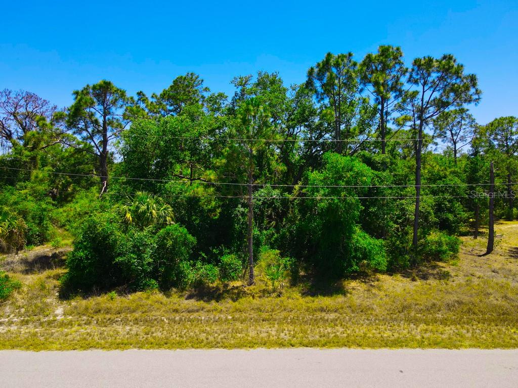 15531 FACTORY AVE, PORT CHARLOTTE, FL, 33953