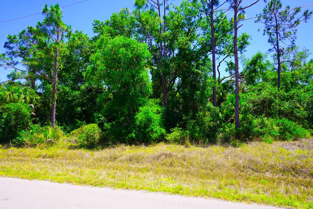 15531 FACTORY AVE, PORT CHARLOTTE, FL, 33953