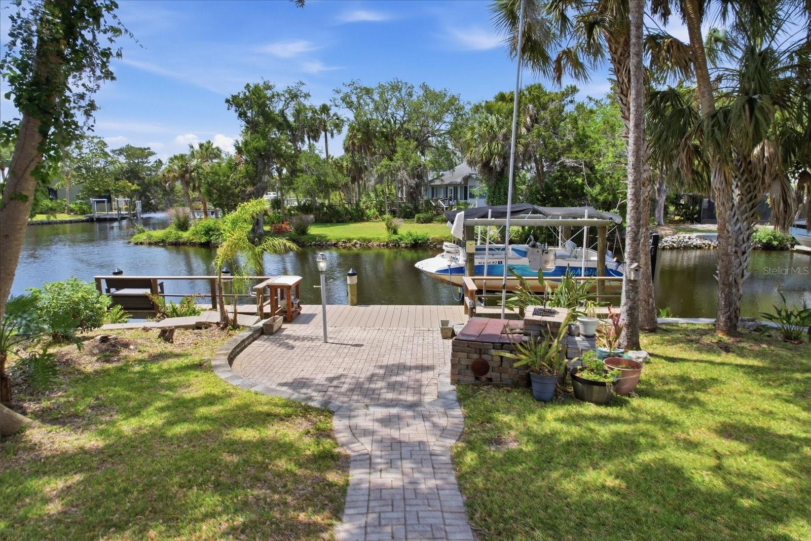 11857 W RIVERHAVEN DR, HOMOSASSA, FL, 34448