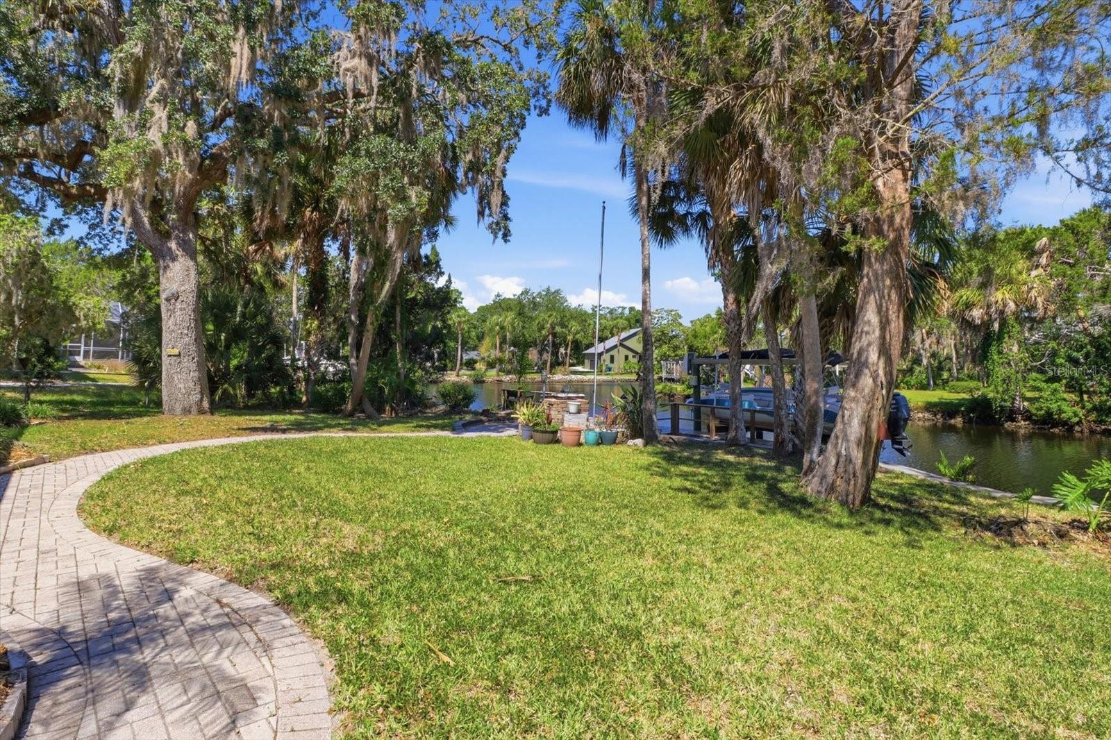 11857 W RIVERHAVEN DR, HOMOSASSA, FL, 34448