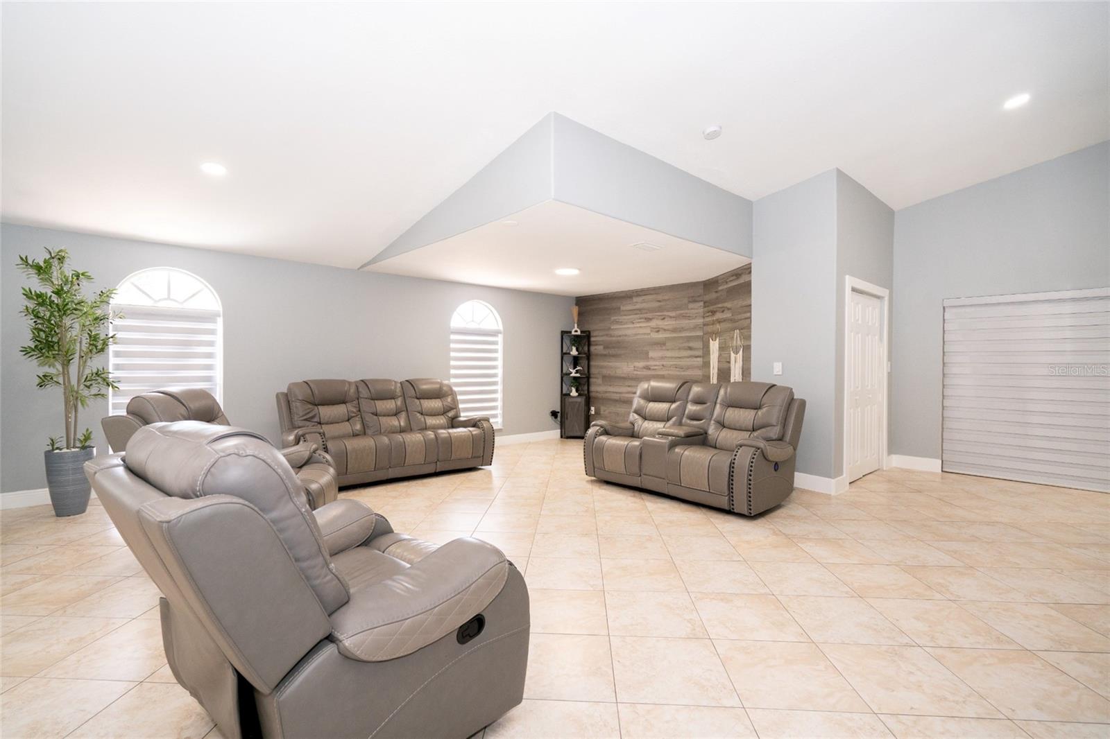 3615 MARCO DR, TAMPA, FL, 33614