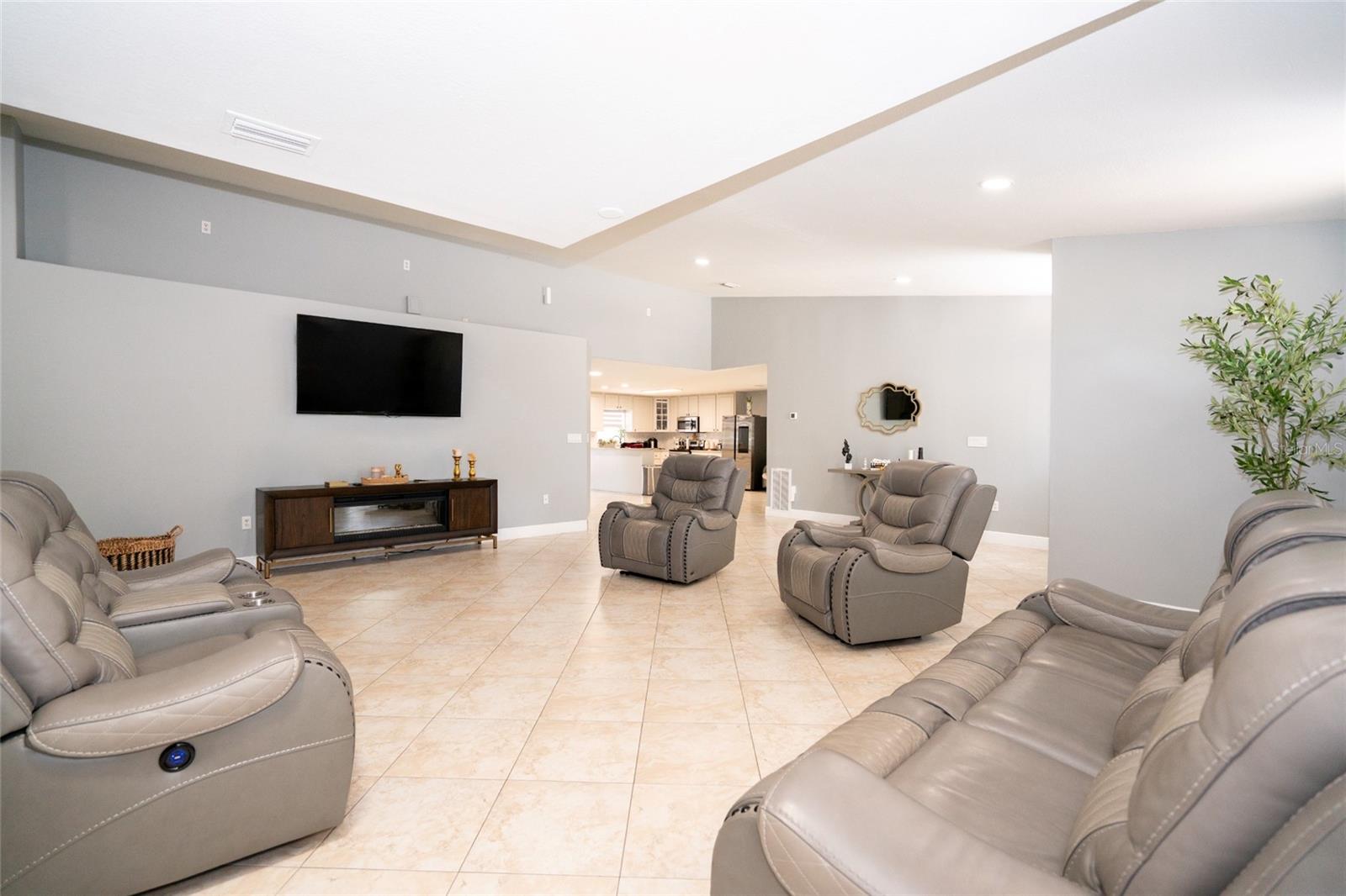 3615 MARCO DR, TAMPA, FL, 33614