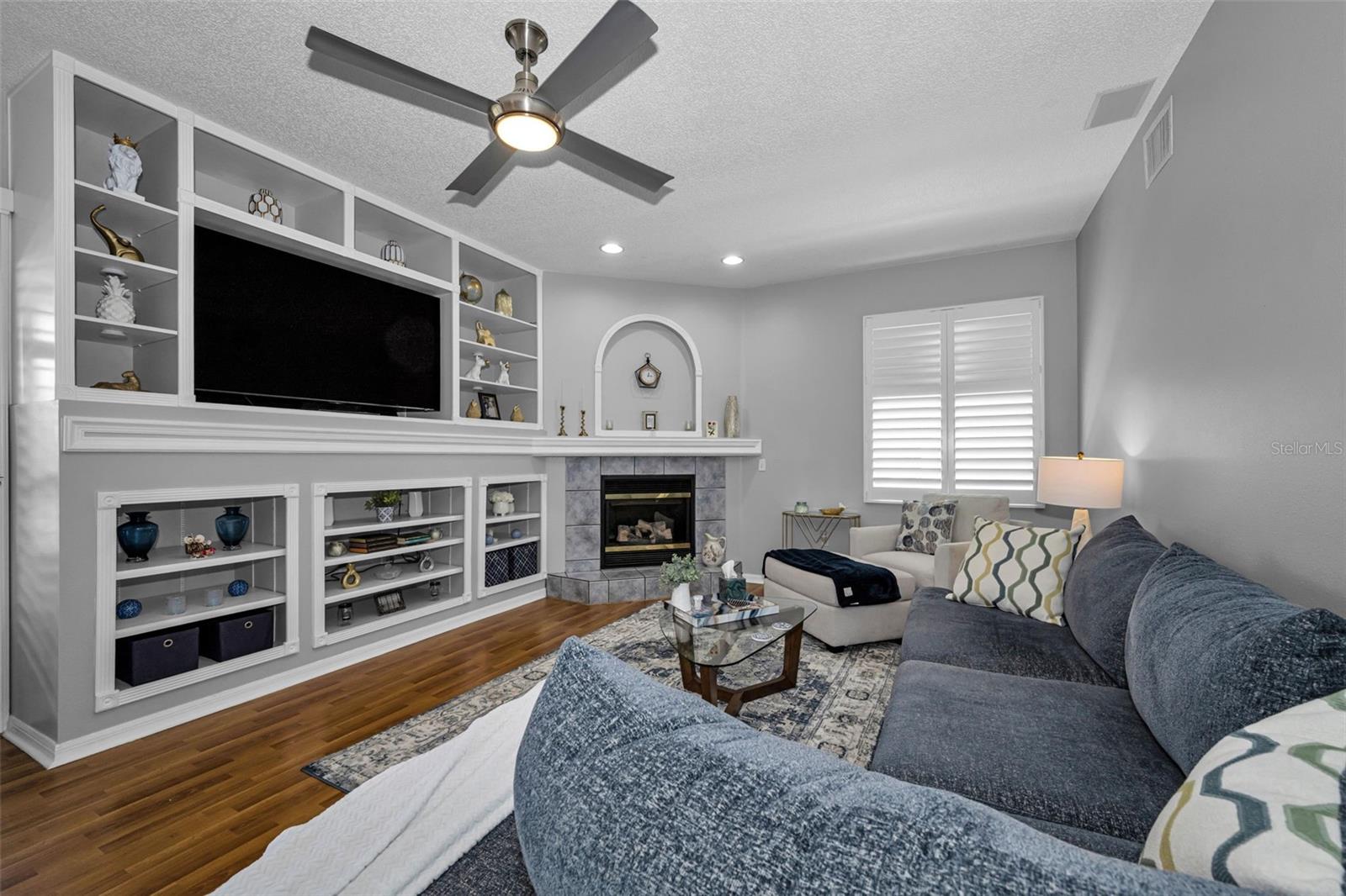 19313 AQUA SPRINGS DR, LUTZ, FL, 33558