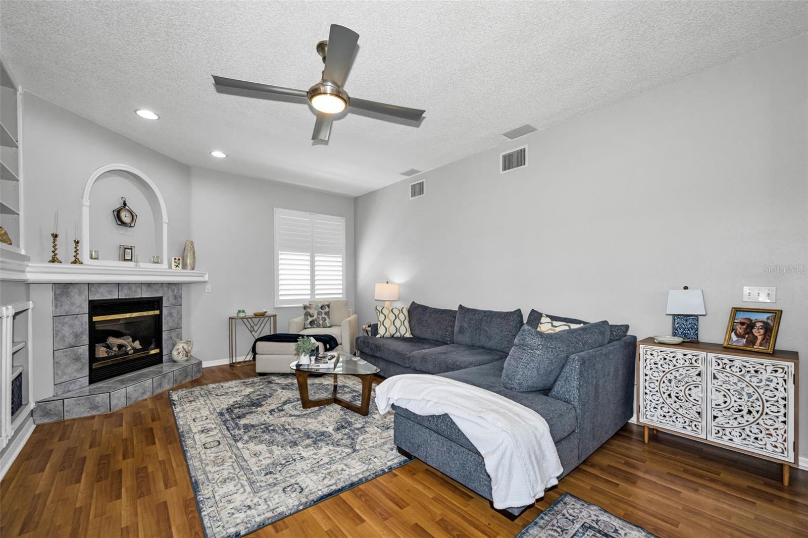 19313 AQUA SPRINGS DR, LUTZ, FL, 33558