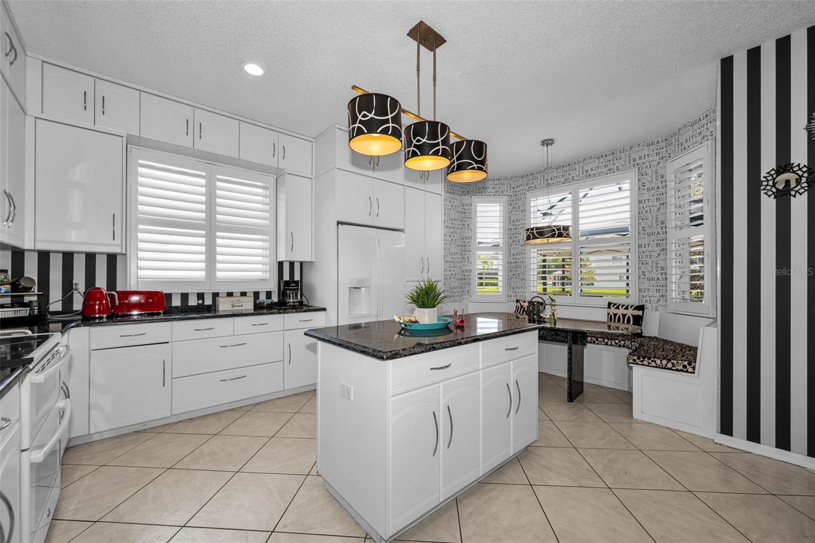 19313 AQUA SPRINGS DR, LUTZ, FL, 33558