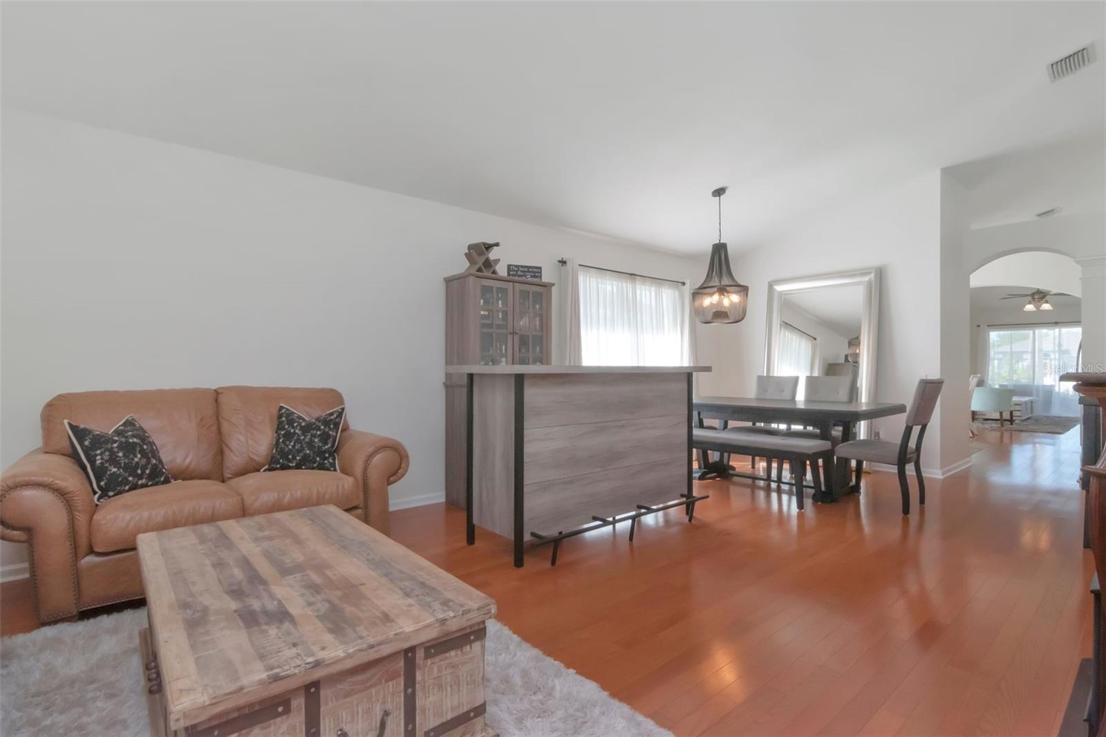 25944 WINNING COLORS WAY, WESLEY CHAPEL, FL, 33544