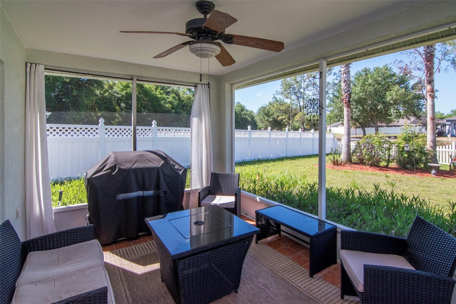 25944 WINNING COLORS WAY, WESLEY CHAPEL, FL, 33544