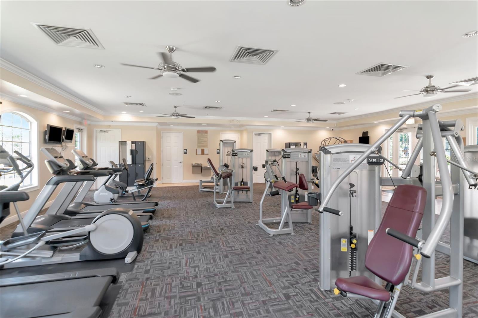 25944 WINNING COLORS WAY, WESLEY CHAPEL, FL, 33544