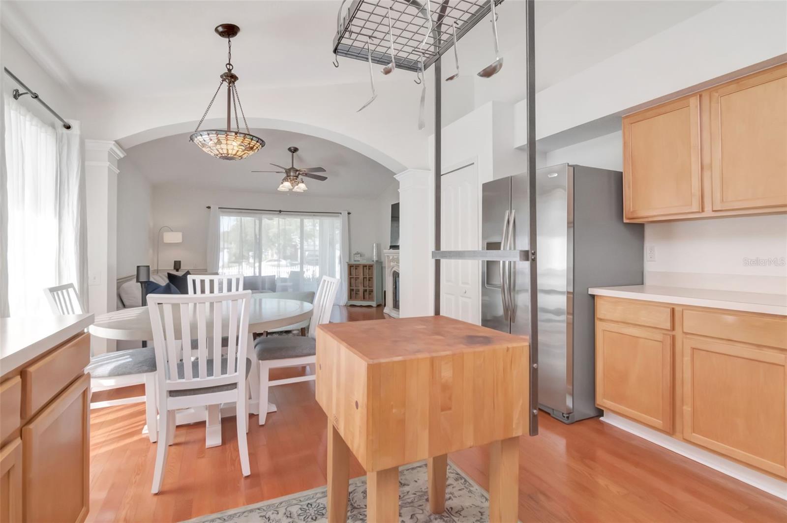 25944 WINNING COLORS WAY, WESLEY CHAPEL, FL, 33544