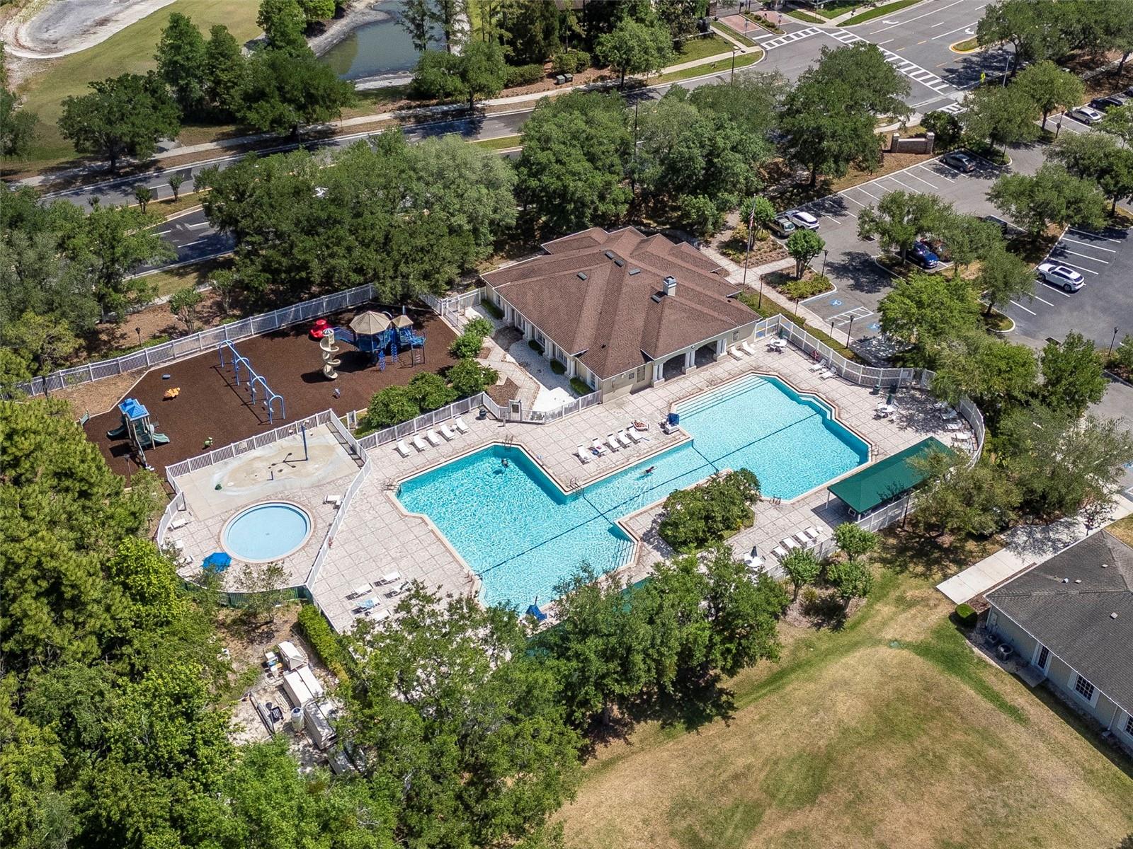 25944 WINNING COLORS WAY, WESLEY CHAPEL, FL, 33544