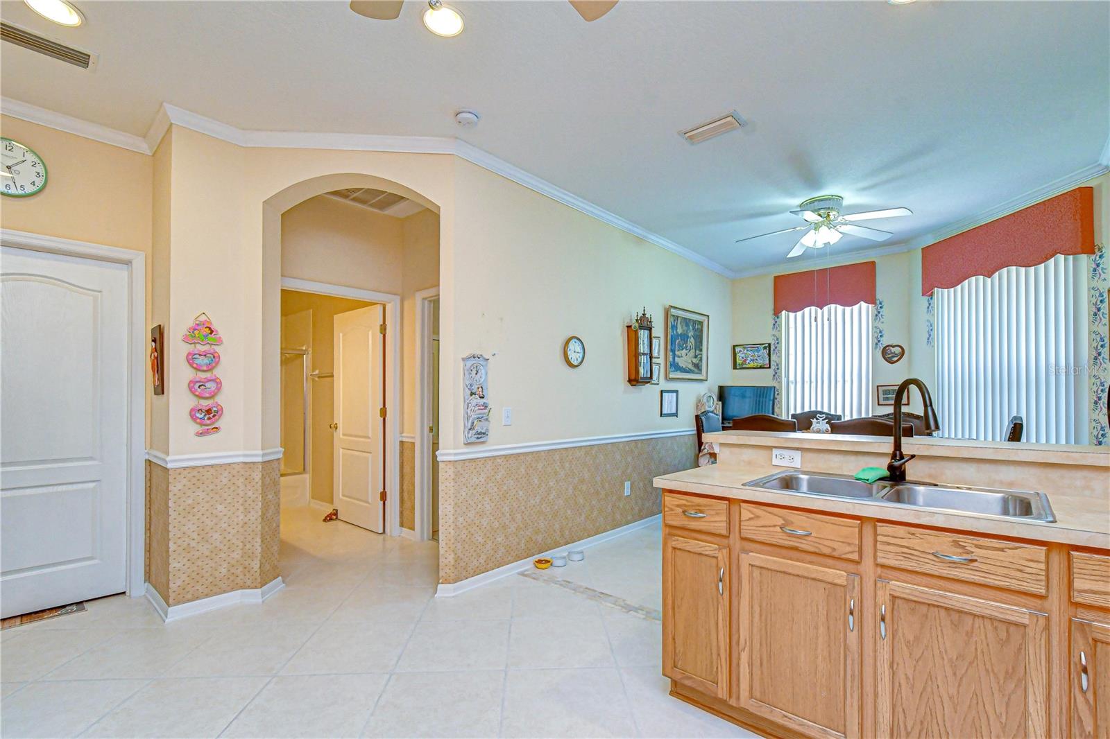 6073 SANDHILL RIDGE DR, LITHIA, FL, 33547