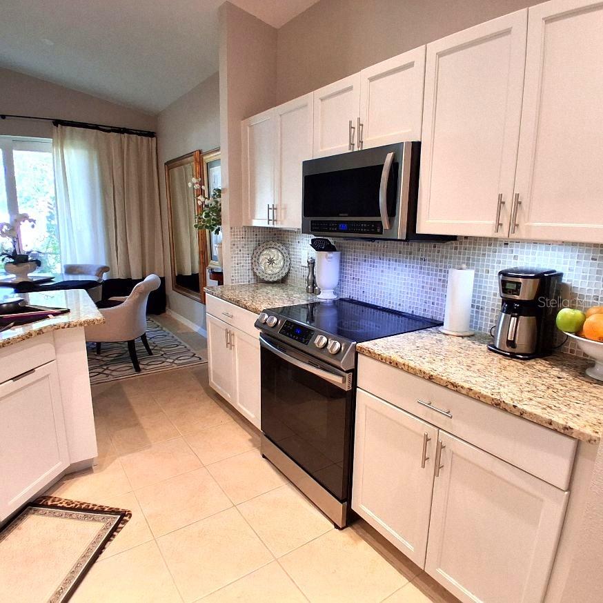 6642 41ST STREET CIR E, SARASOTA, FL, 34243