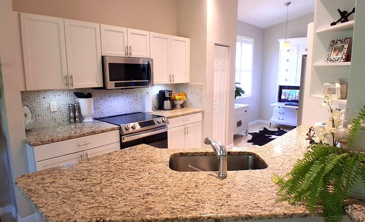 6642 41ST STREET CIR E, SARASOTA, FL, 34243