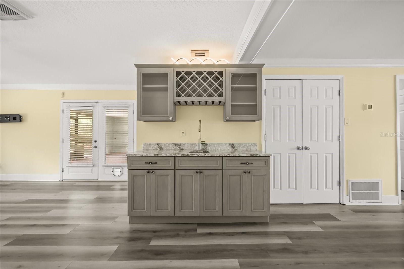 20963 E COLONIAL DR, CHRISTMAS, FL, 32709