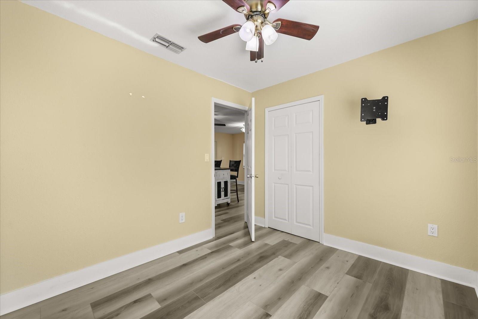 20963 E COLONIAL DR, CHRISTMAS, FL, 32709