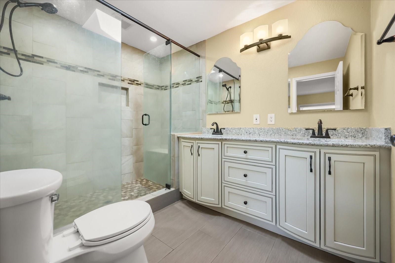 20963 E COLONIAL DR, CHRISTMAS, FL, 32709