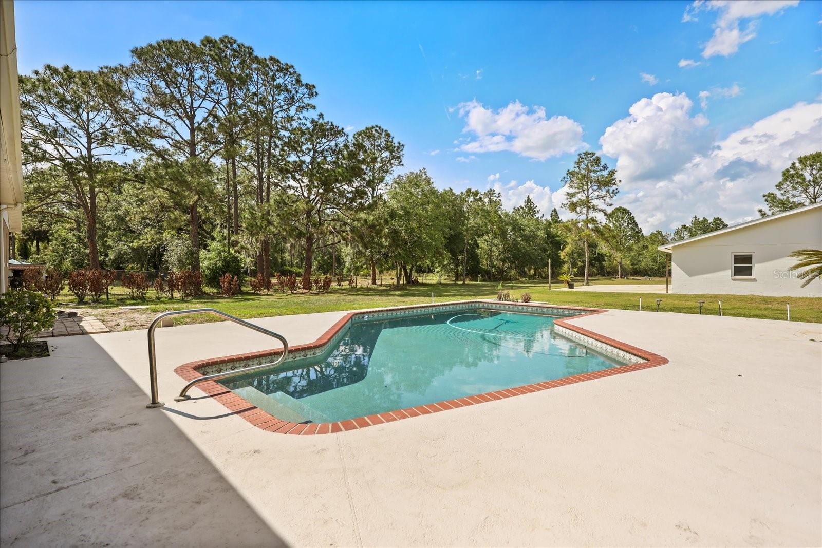 20963 E COLONIAL DR, CHRISTMAS, FL, 32709