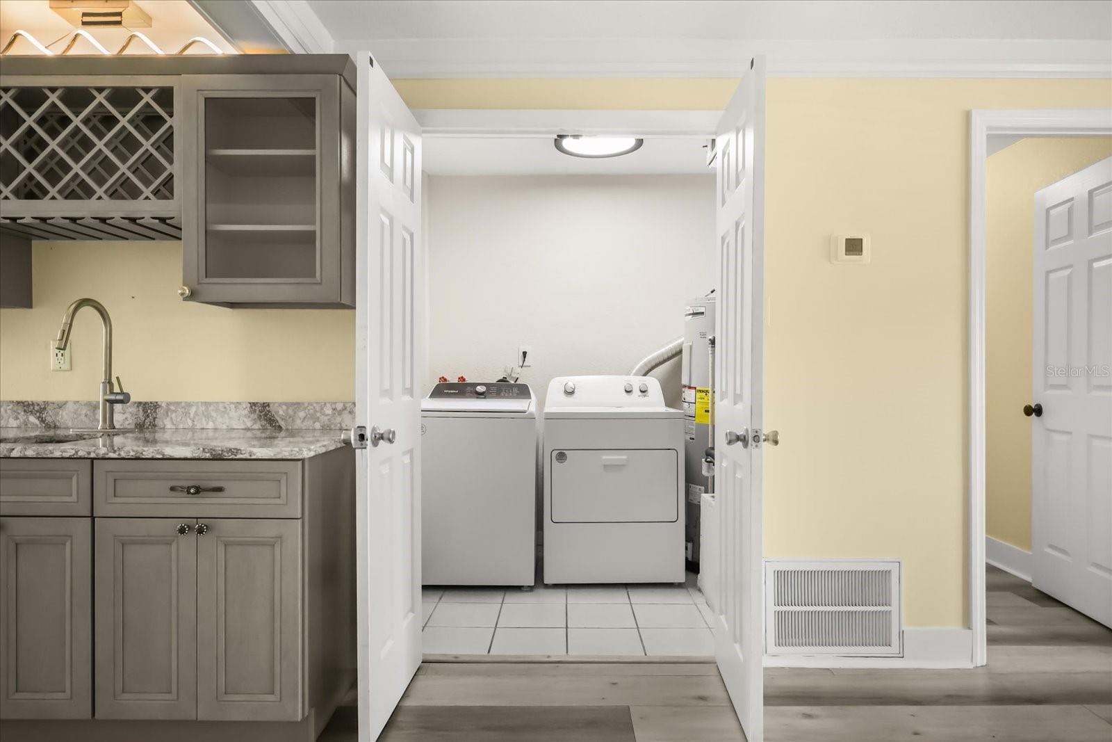 20963 E COLONIAL DR, CHRISTMAS, FL, 32709