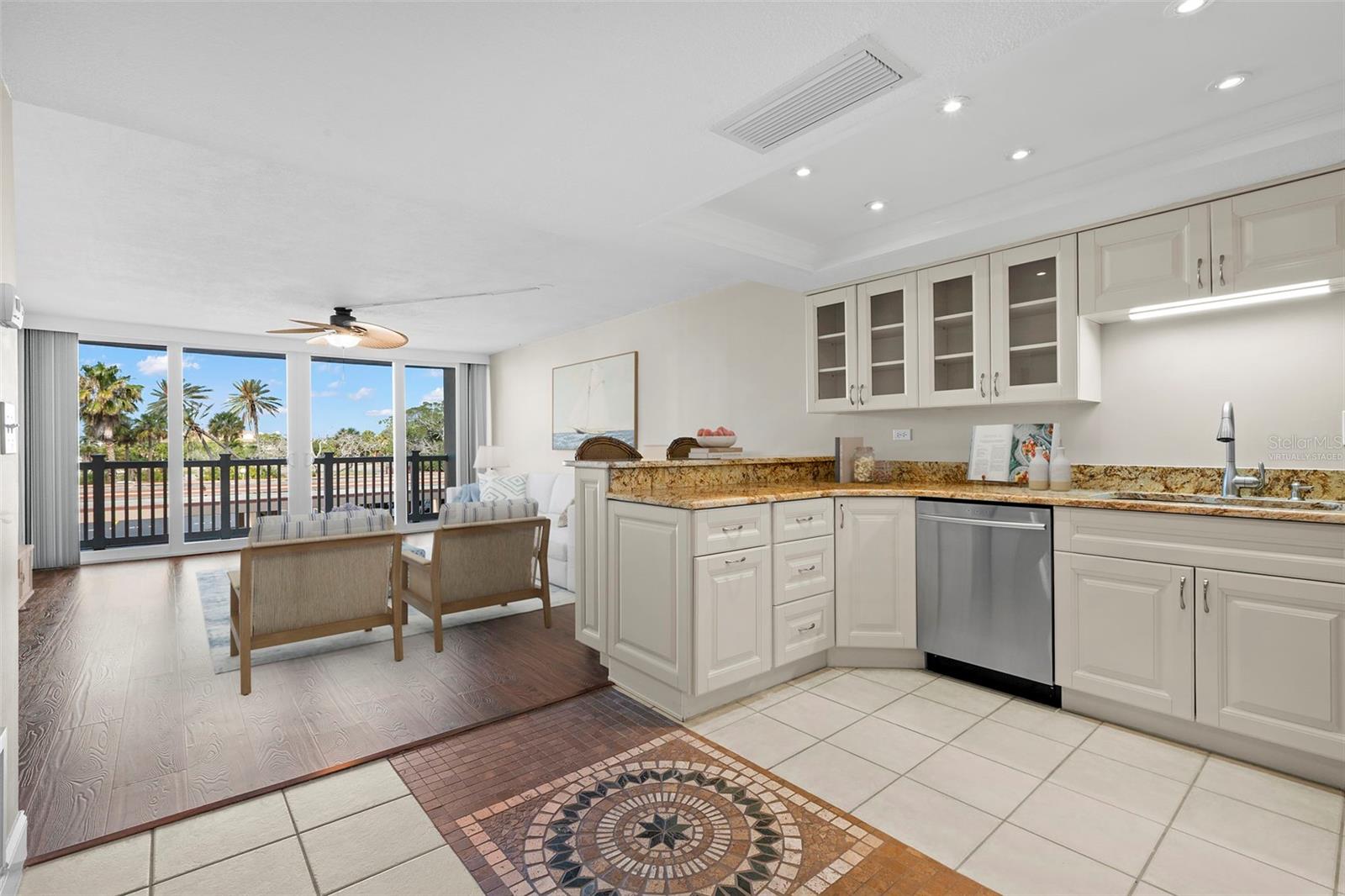 500 TREASURE ISLAND CSWY #205, TREASURE ISLAND, FL, 33706