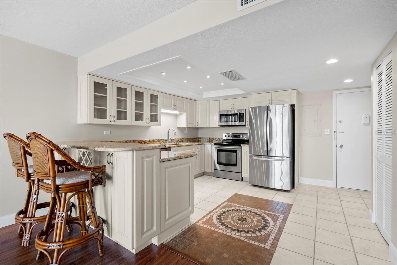 500 TREASURE ISLAND CSWY #205, TREASURE ISLAND, FL, 33706