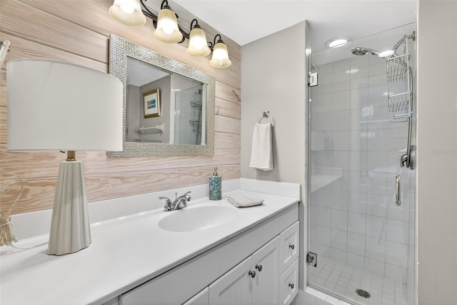 633 ALHAMBRA RD #205, VENICE, FL, 34285