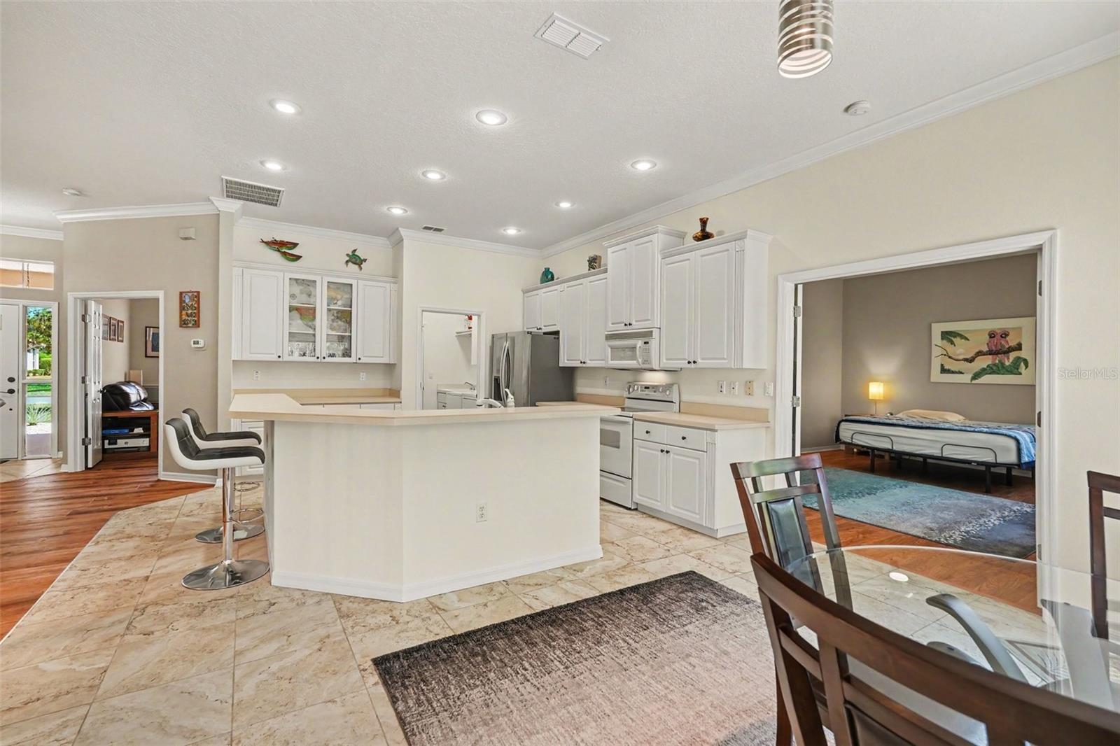 8689 MISSISSIPPI RUN, WEEKI WACHEE, FL, 34613