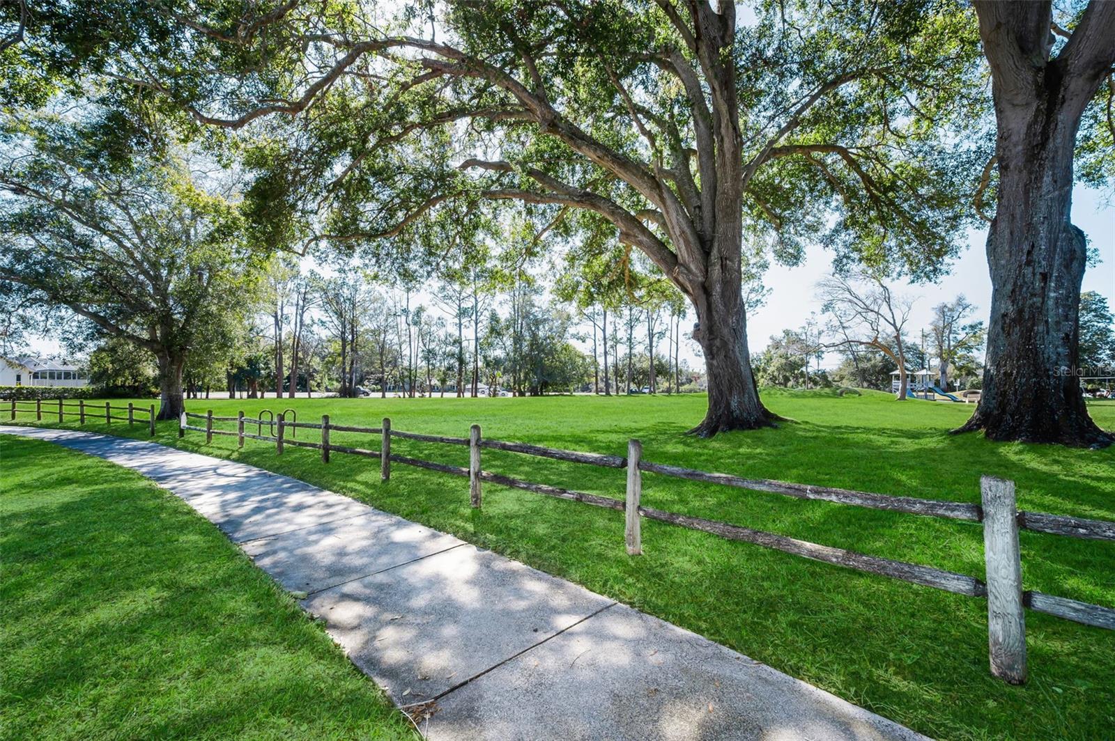 2823 CHALLENGER DR, PALM HARBOR, FL, 34683