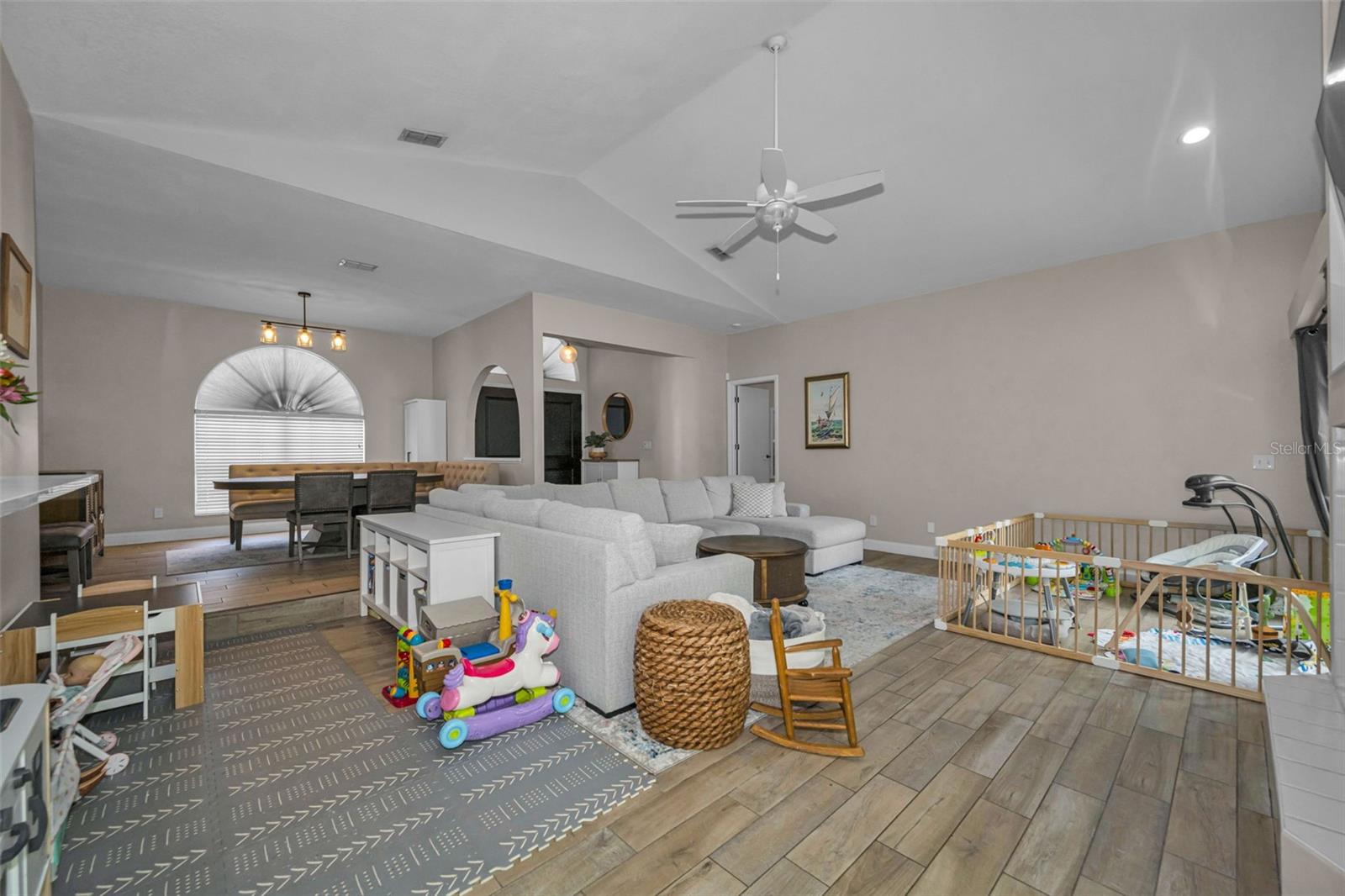 2823 CHALLENGER DR, PALM HARBOR, FL, 34683
