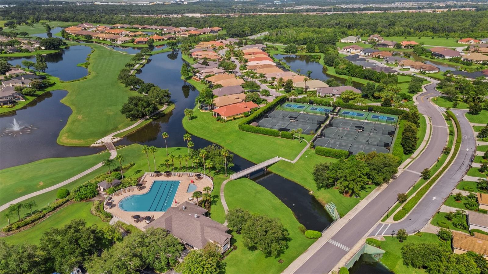 684 GRASSLANDS VILLAGE CIR, LAKELAND, FL, 33803