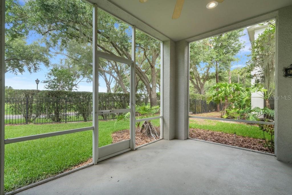684 GRASSLANDS VILLAGE CIR, LAKELAND, FL, 33803